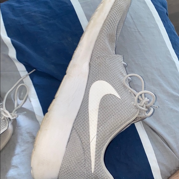 Grey/White Nike Roshes - Picture 5 of 8